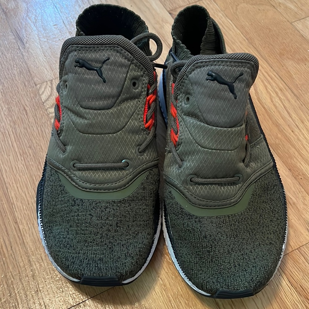 Puma sneakers